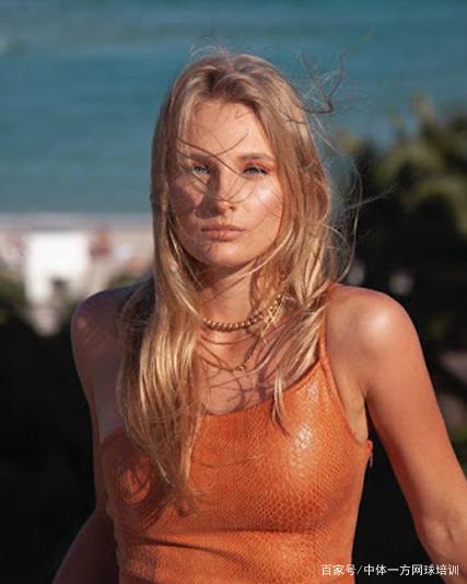 作为中国自 作为中国自