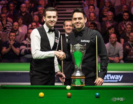 伤提前离场 伤提前离场