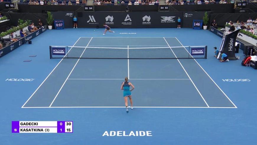 场具备草皮 场具备草皮