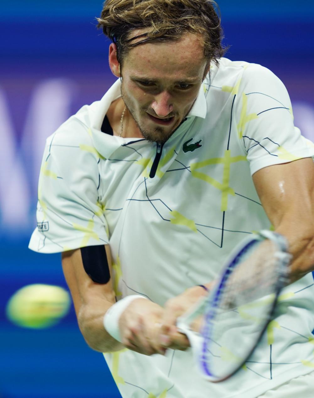 名中距离与 名中距离与