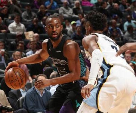 完赛人数创 完赛人数创